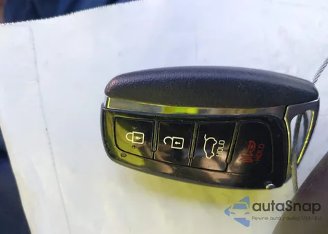 2017 Hyundai Santa Fe Sport 2.4L из США, поврежденный, VIN 5NMZUDLB1HH018633